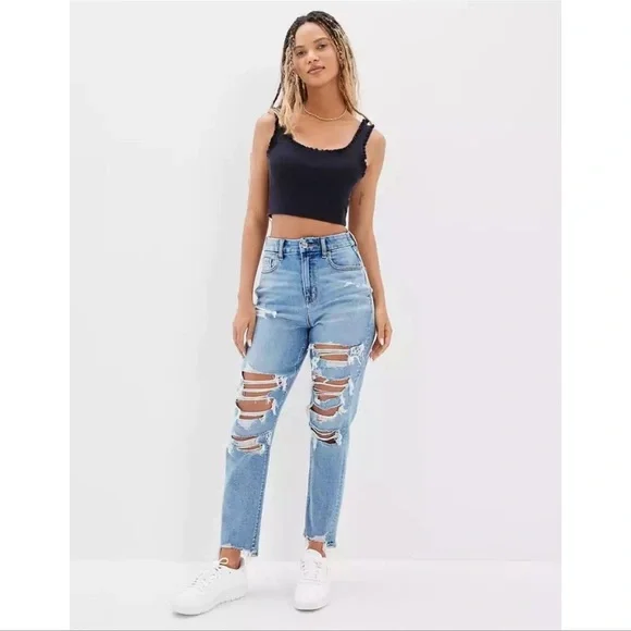 AMERICAN EAGLE Curvy Mom Jeans - Picture 1 of 6